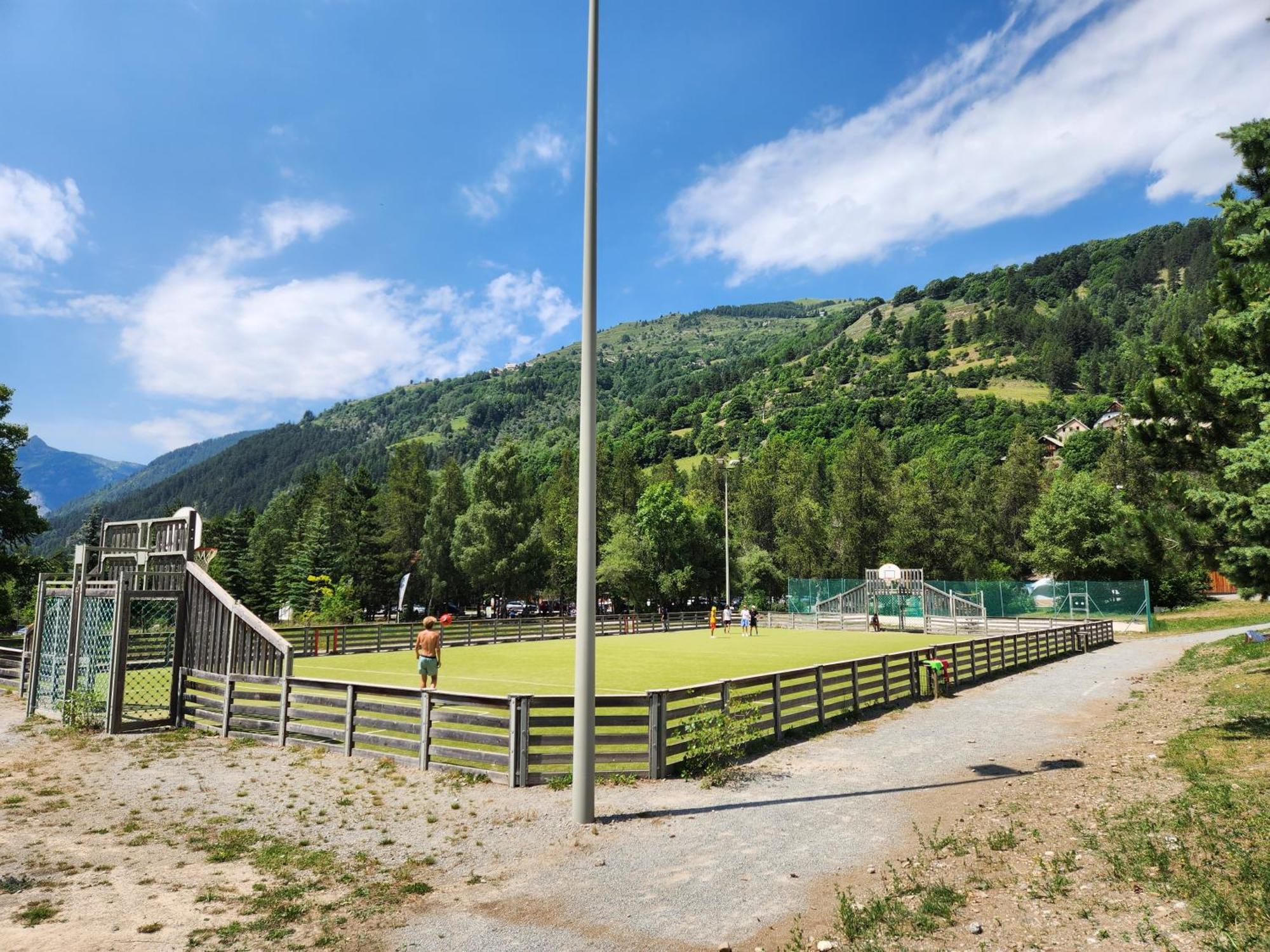 Appartement T3 Avec Jardin Proche Village Saint-Bonnet-en-Champsaur Esterno foto